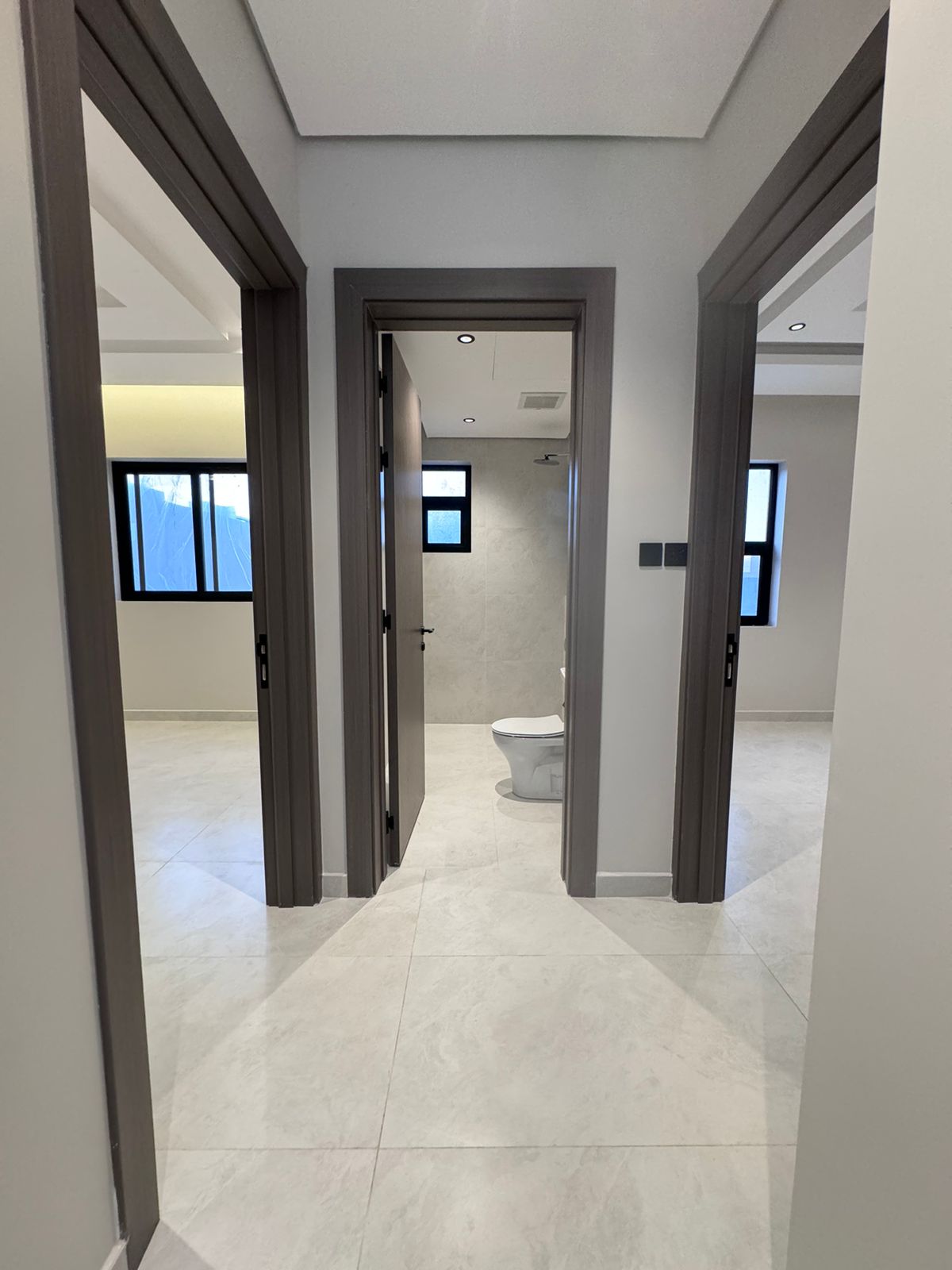 🏠 **For Rent: Two Apartments in a Duplex System (Townhouse)** 